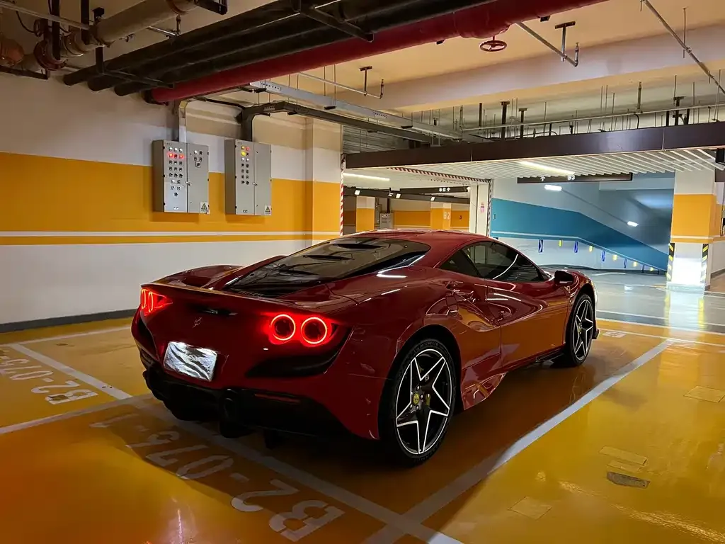 Ferrari F8 — фото 3