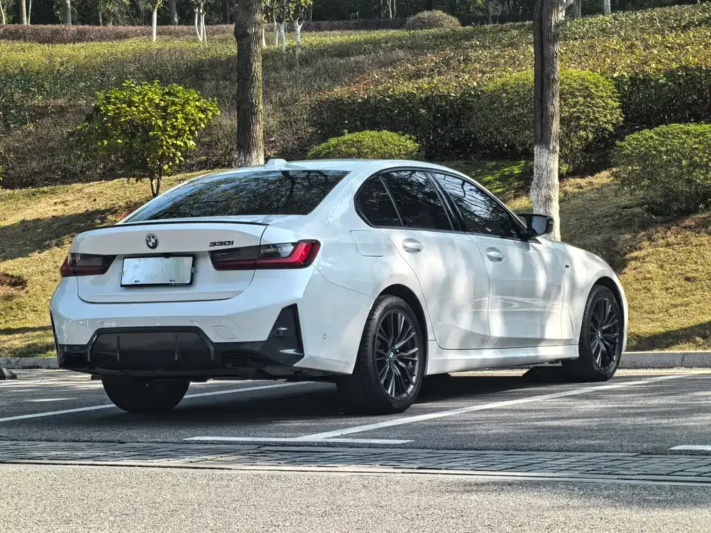 BMW 3 Series — фото 10