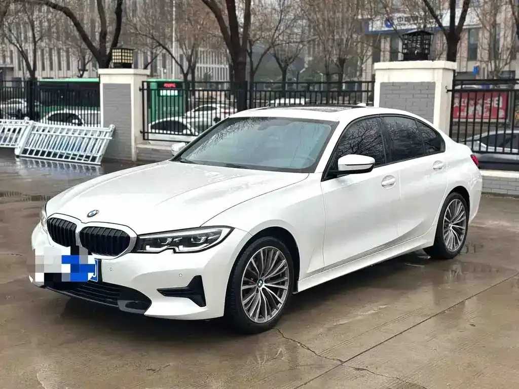 BMW 3 Series — фото 1