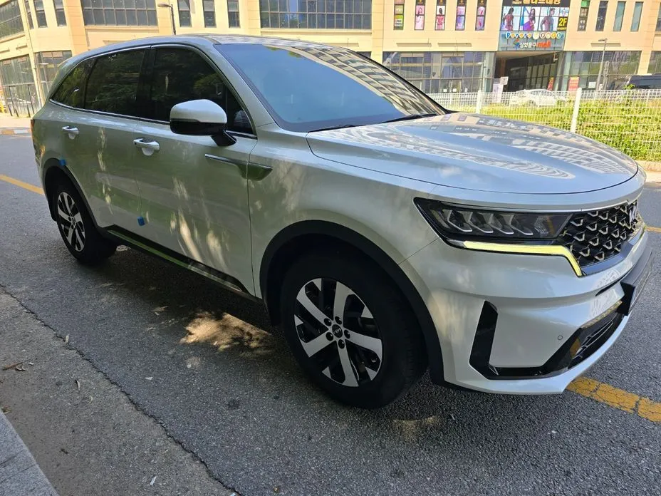 Kia Sorento 2023 из KR, фото 5