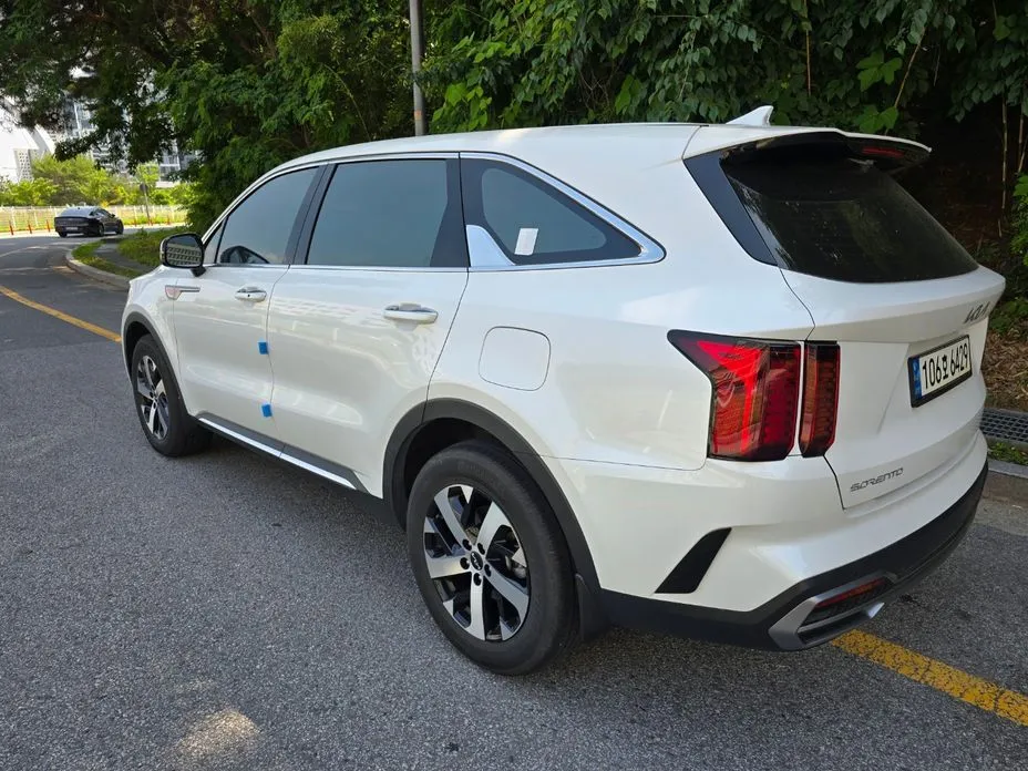 Kia Sorento 2023 из KR, фото 4