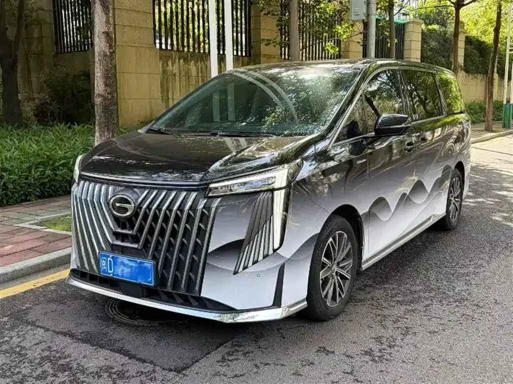 GAC Motor Trumpchi M8 — фото 1