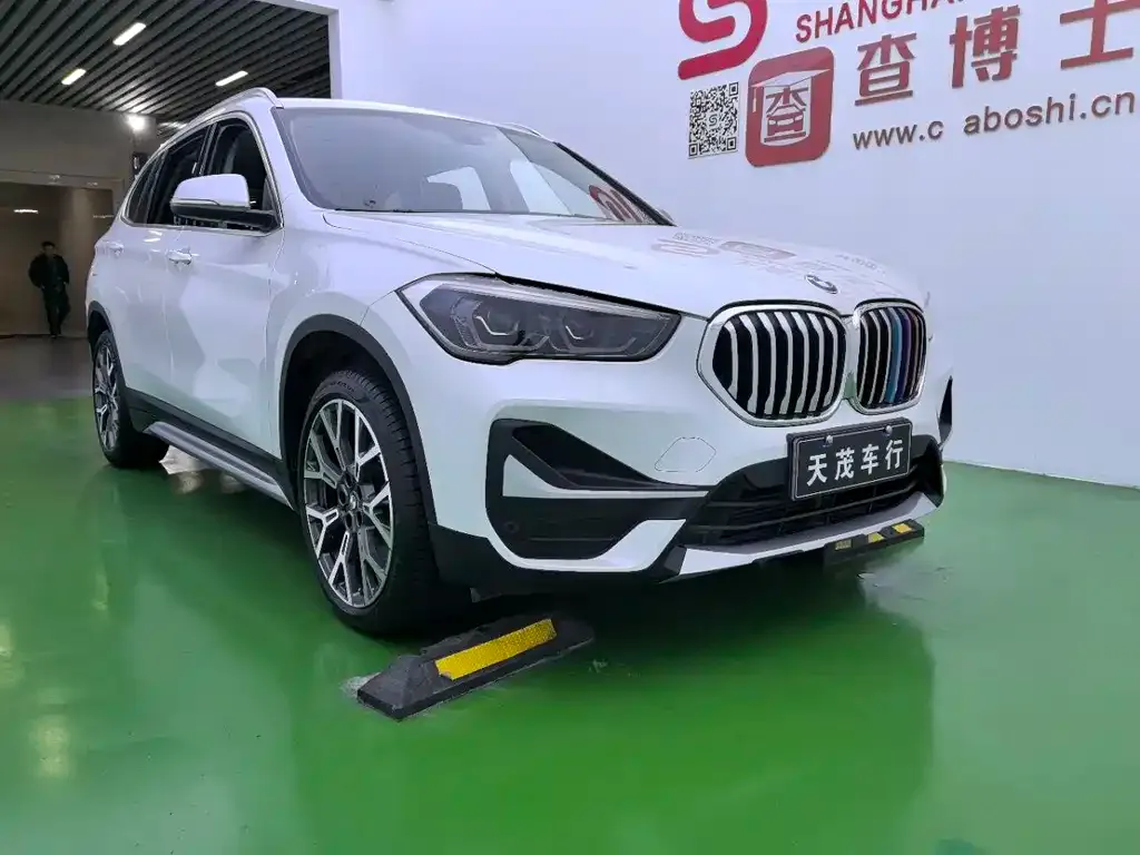 BMW X1 2022 из CN, фото 4