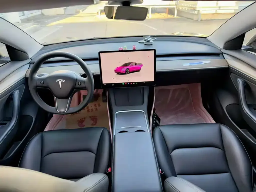 Tesla Model 3 — фото 5