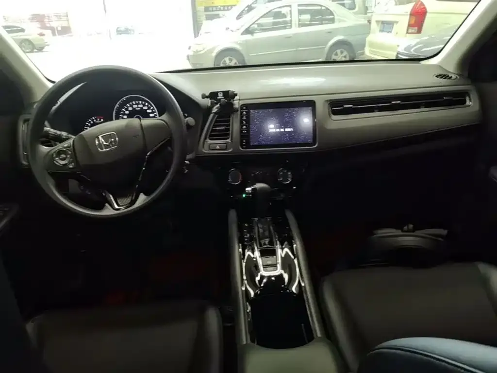 Honda Vezel 2021 из CN, фото 3