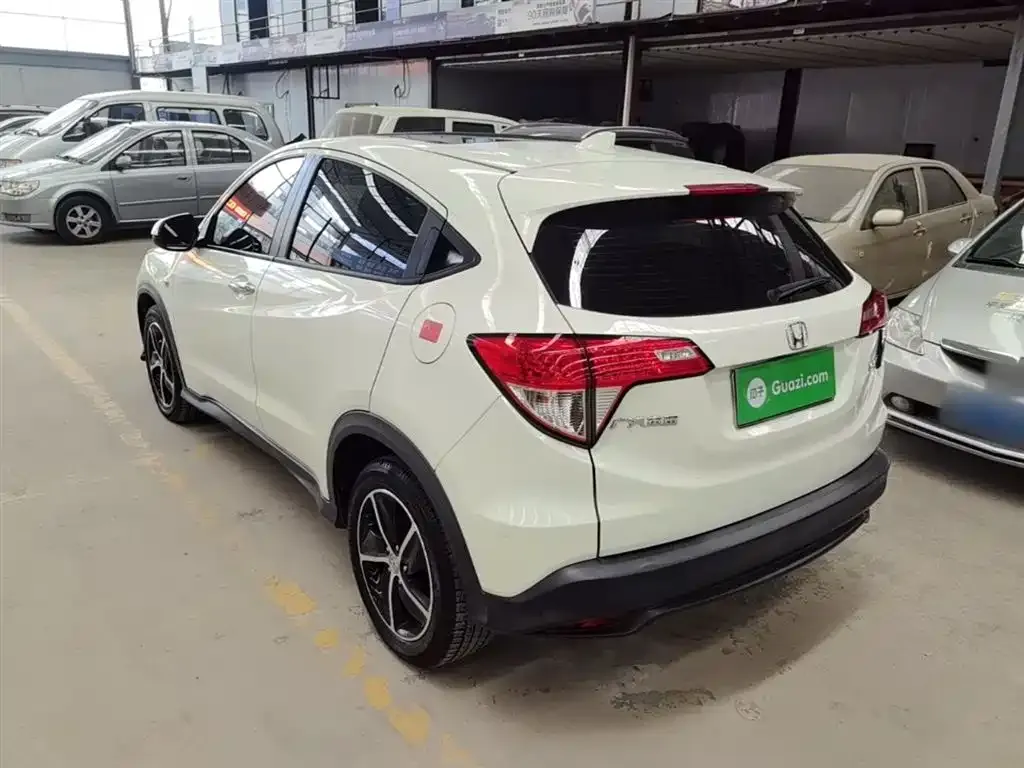 Honda Vezel 2021 из CN, фото 7