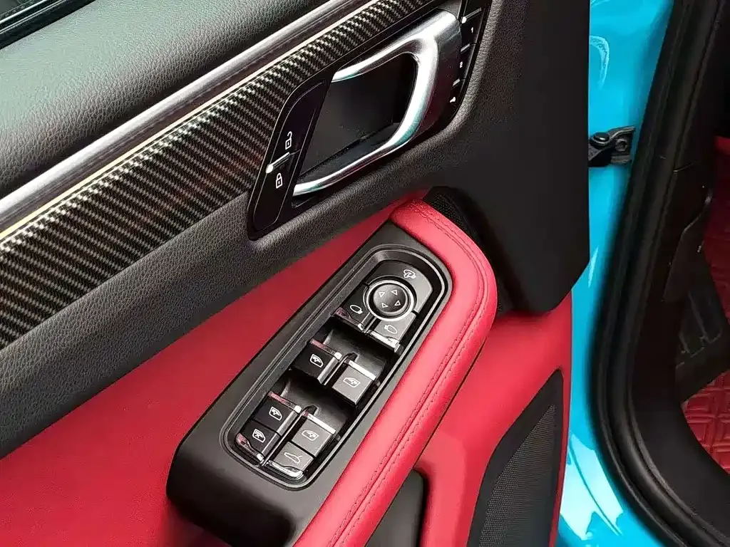 Porsche Macan 2021 из CN, фото 9