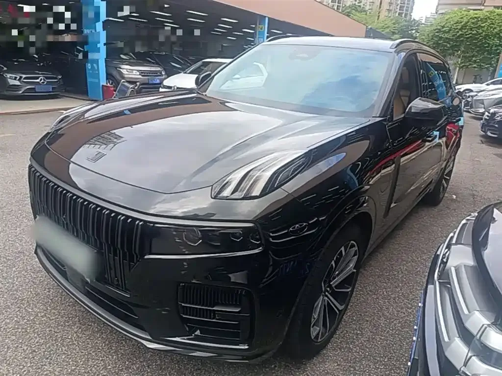 Lynk & Co 09 PHEV