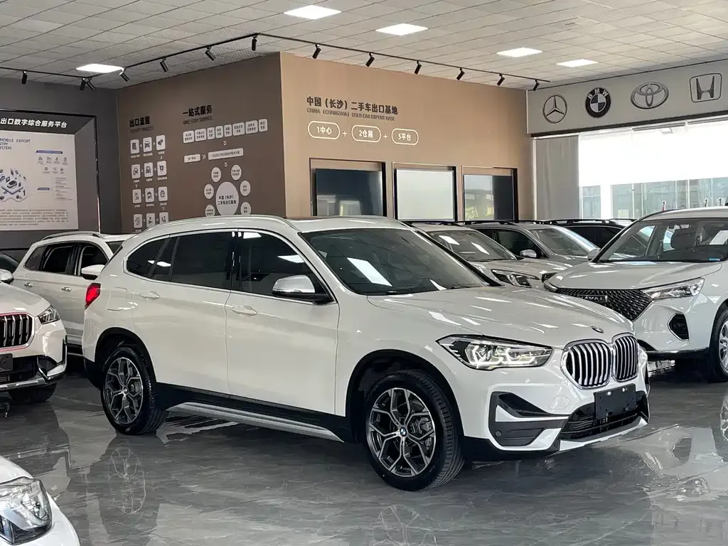 BMW X1 — фото 4