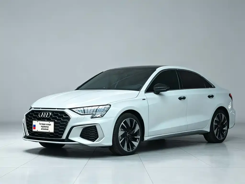 Audi A3 — фото 1