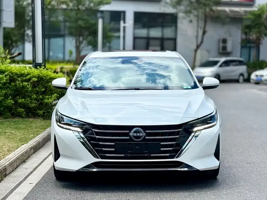 Nissan Sylphy — фото 1
