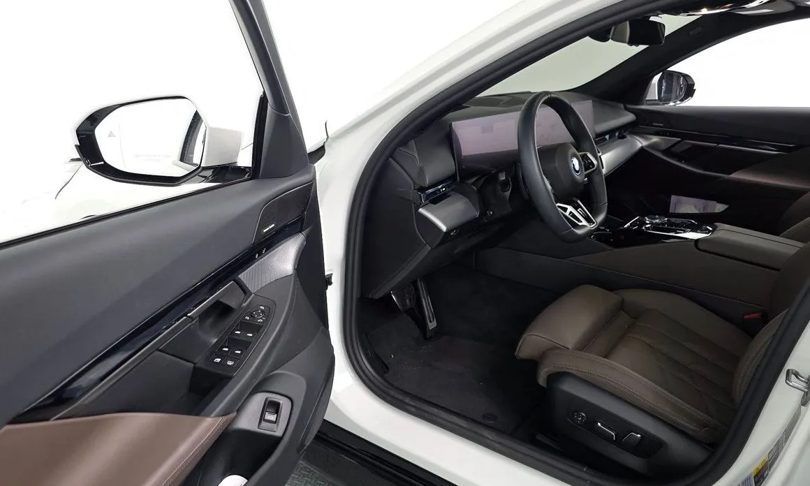 BMW i5 2025 из KR, фото 3