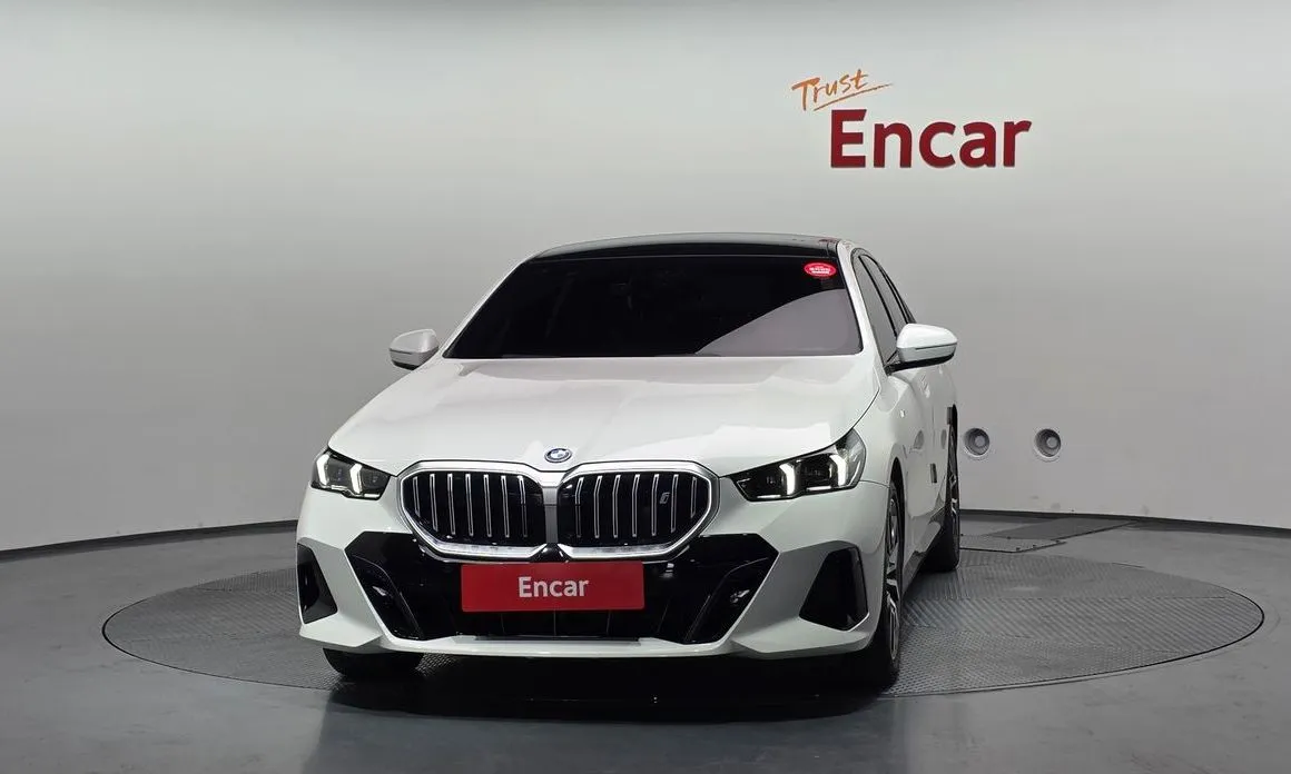 BMW i5 2025 из KR, фото 9