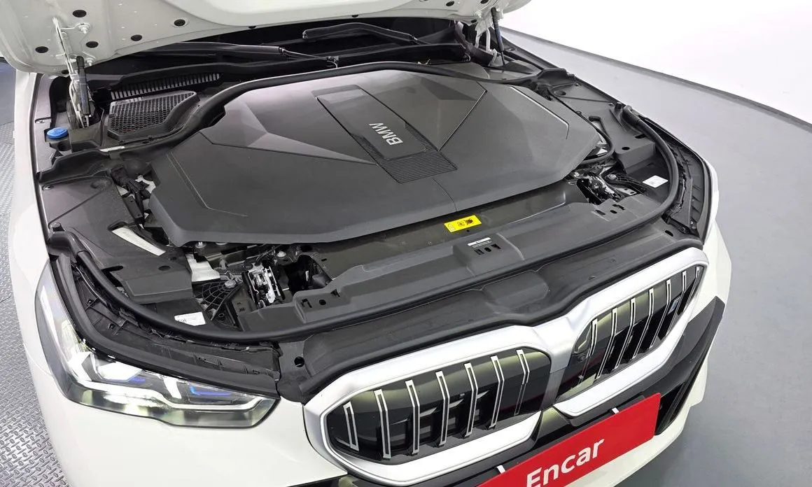 BMW i5 2025 из KR, фото 7
