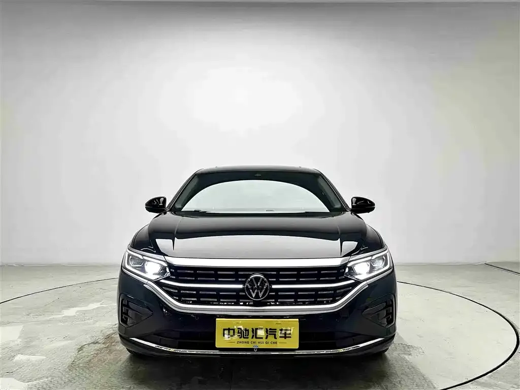 Volkswagen Passat 2023 из CN, фото 4