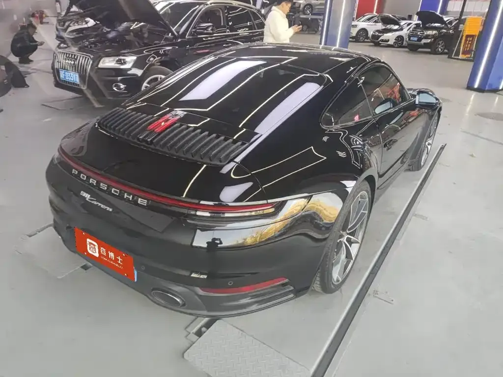 Porsche 911 2021 из CN, фото 8