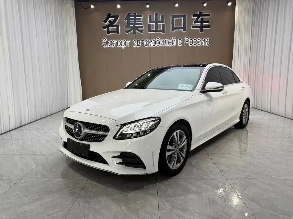 Mercedes-Benz C-Class — фото 1