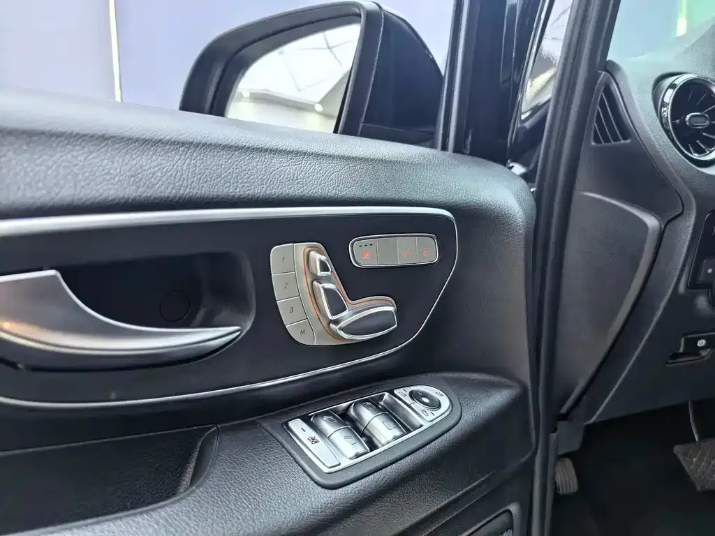 Mercedes-Benz Vito 2024 из CN, фото 8
