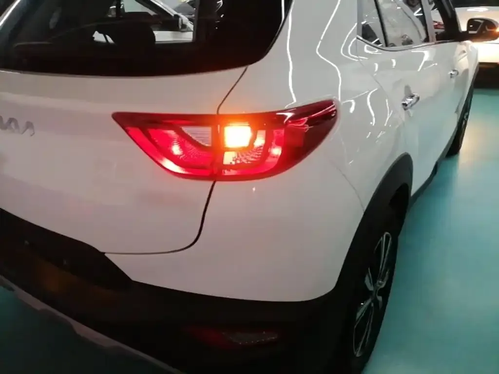 Kia KX1 2022 из CN, фото 2