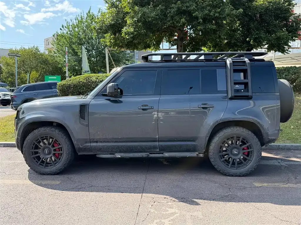 Land Rover Defender 2023 из CN, фото 3