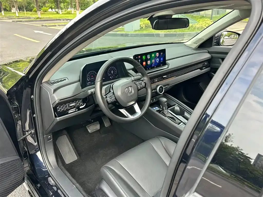 Honda Accord — фото 4