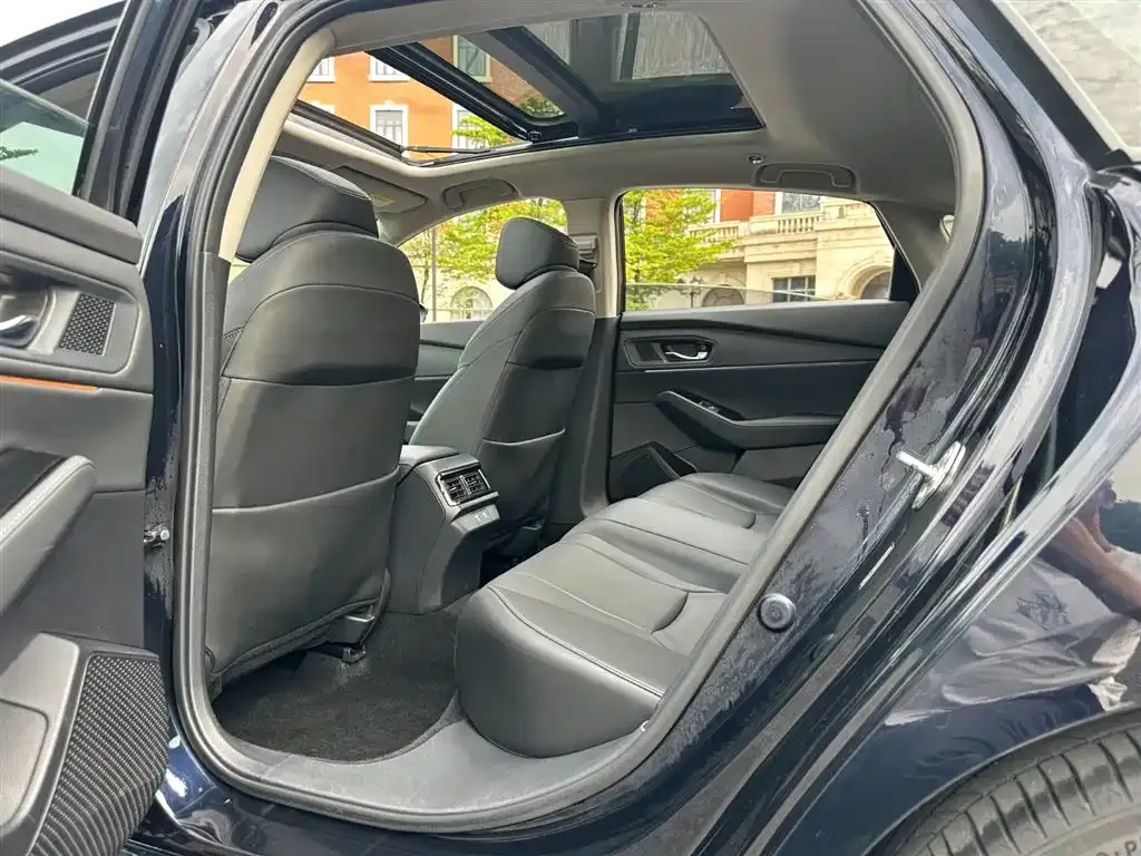 Honda Accord — фото 5