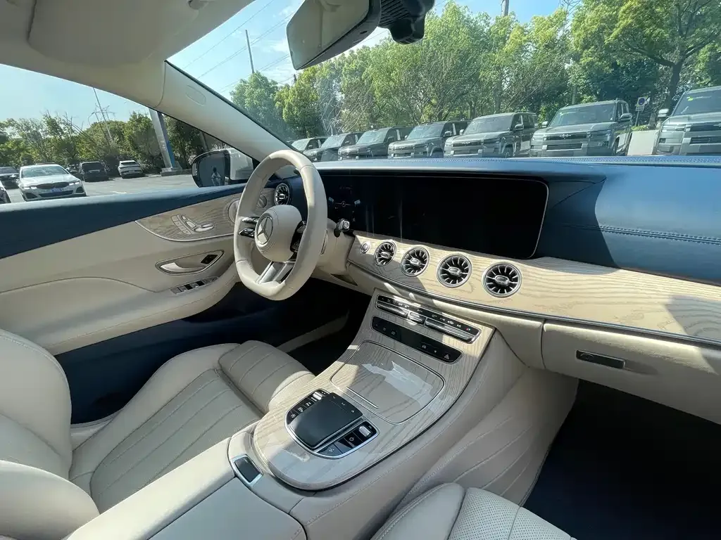 Mercedes-Benz E-Class (Import) 2022 из CN, фото 6