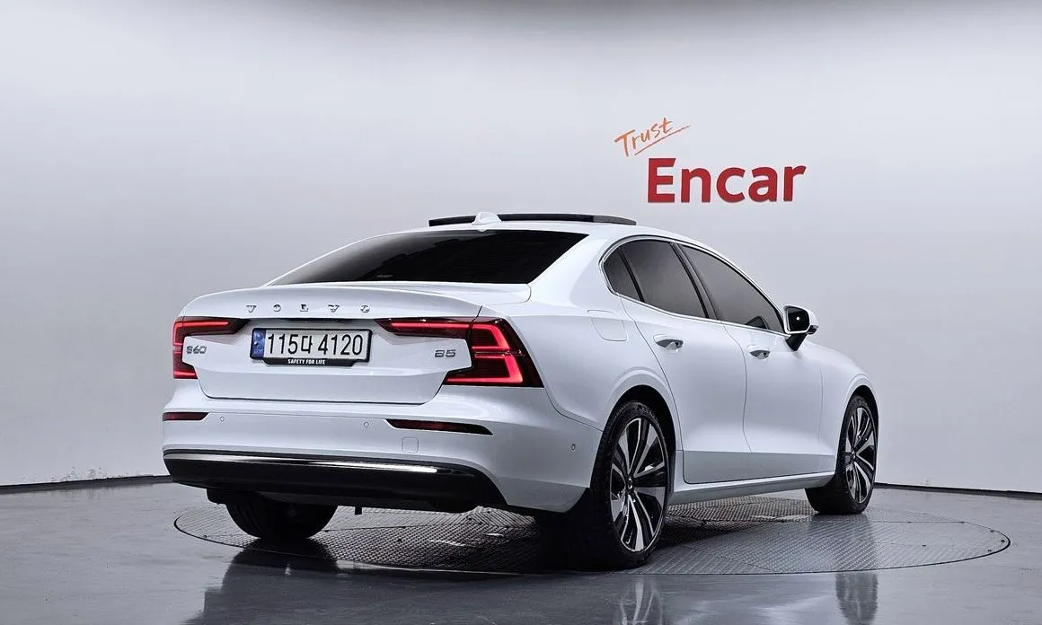 Volvo S60 2024 из KR, фото 6
