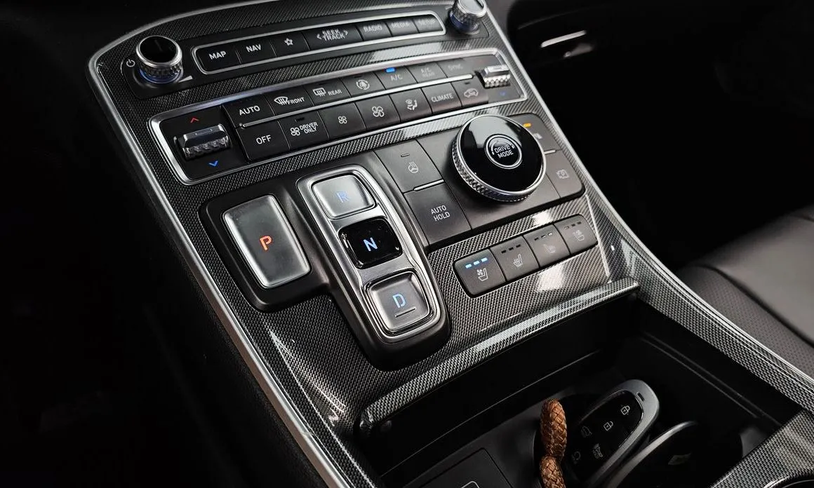 Hyundai Santafe — фото 7