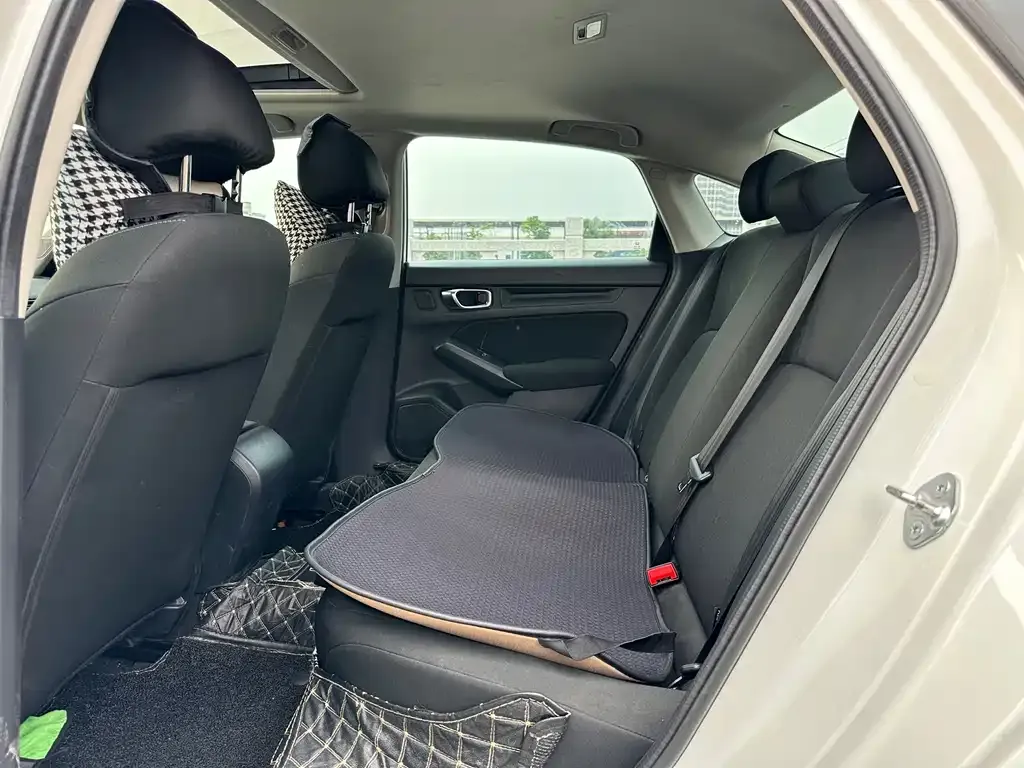 Honda Civic — фото 4