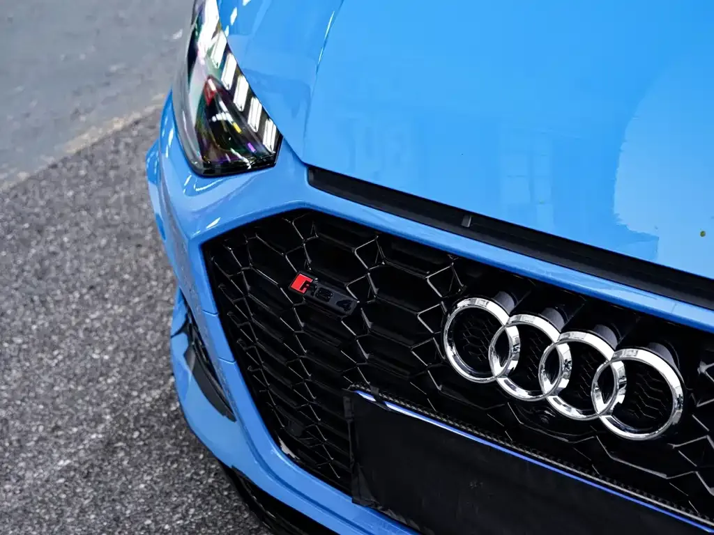 Audi RS 4 2021 из CN, фото 5