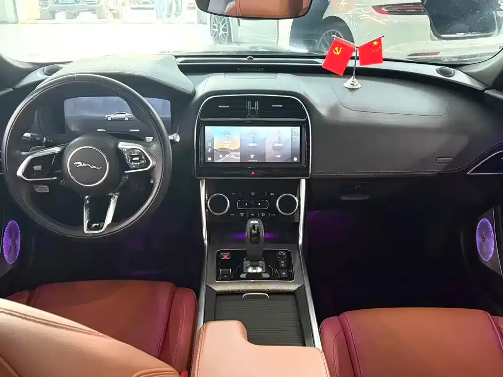 Jaguar XEL 2023 из CN, фото 4