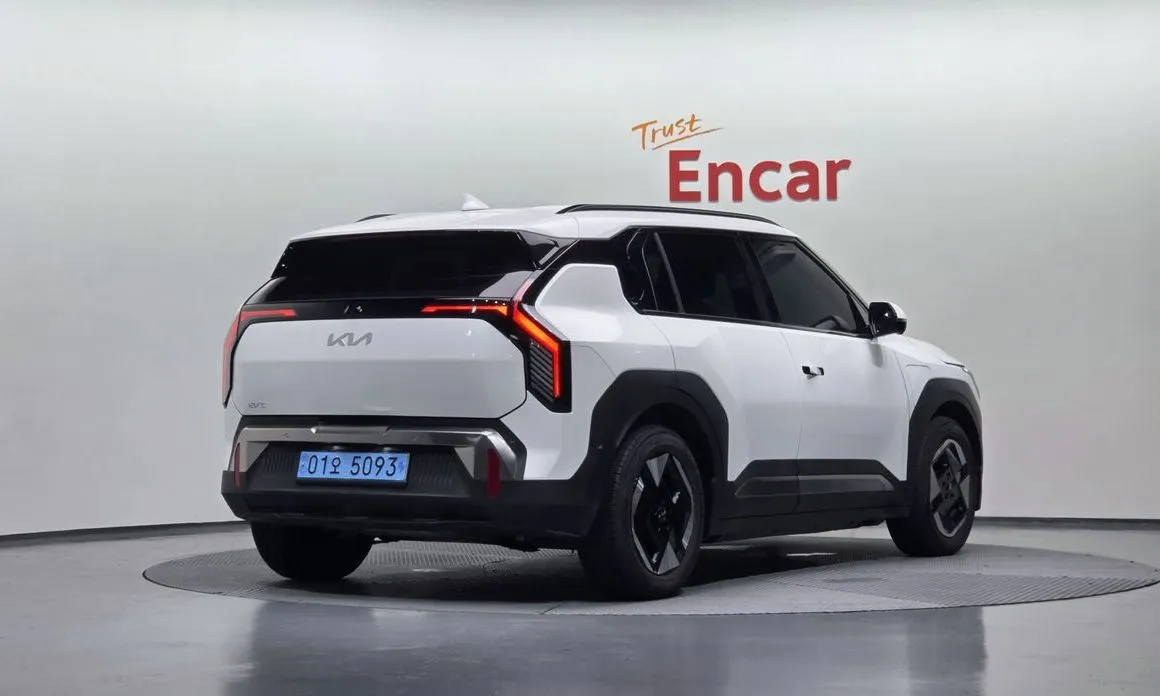 Kia EV3 — фото 2