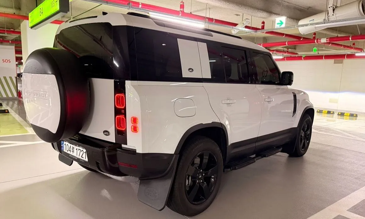Land Rover Defender 2023 из KR, фото 10