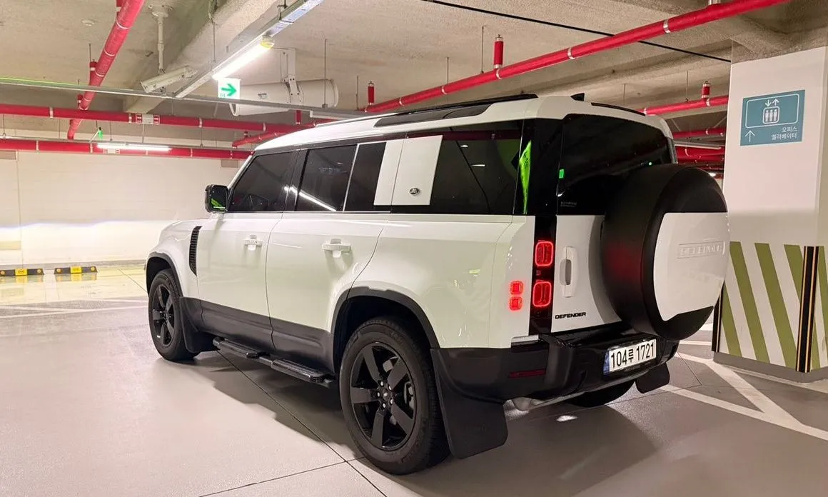 Land Rover Defender 2023 из KR, фото 6