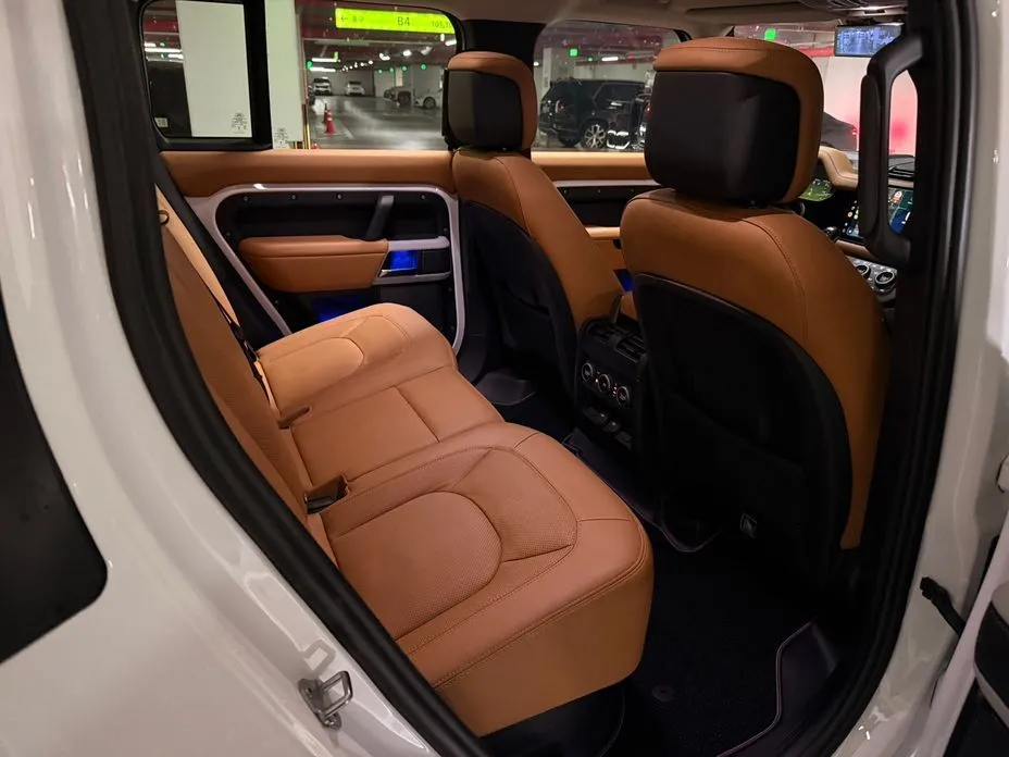 Land Rover Defender 2023 из KR, фото 7