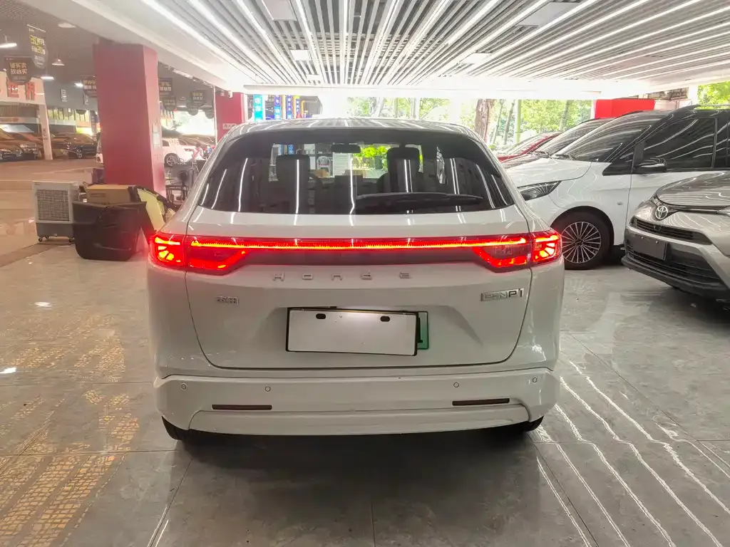 Honda e:NP1 2024 из CN, фото 4