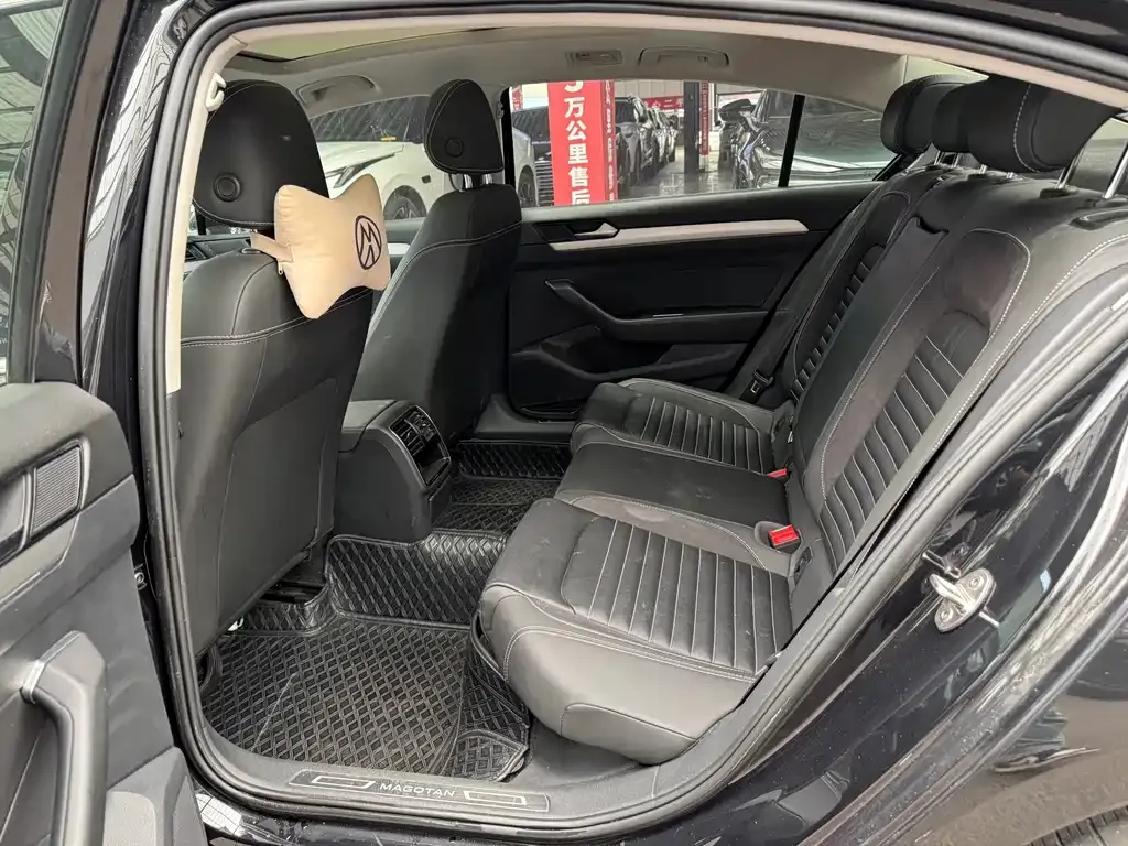 Volkswagen Magotan 2022 из CN, фото 2