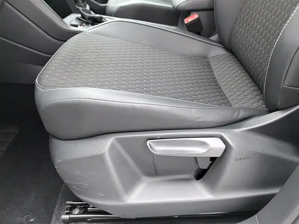 Volkswagen Tiguan L 2021 из CN, фото 9