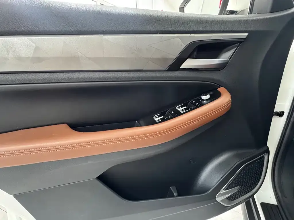 Geely Vision X6 — фото 10