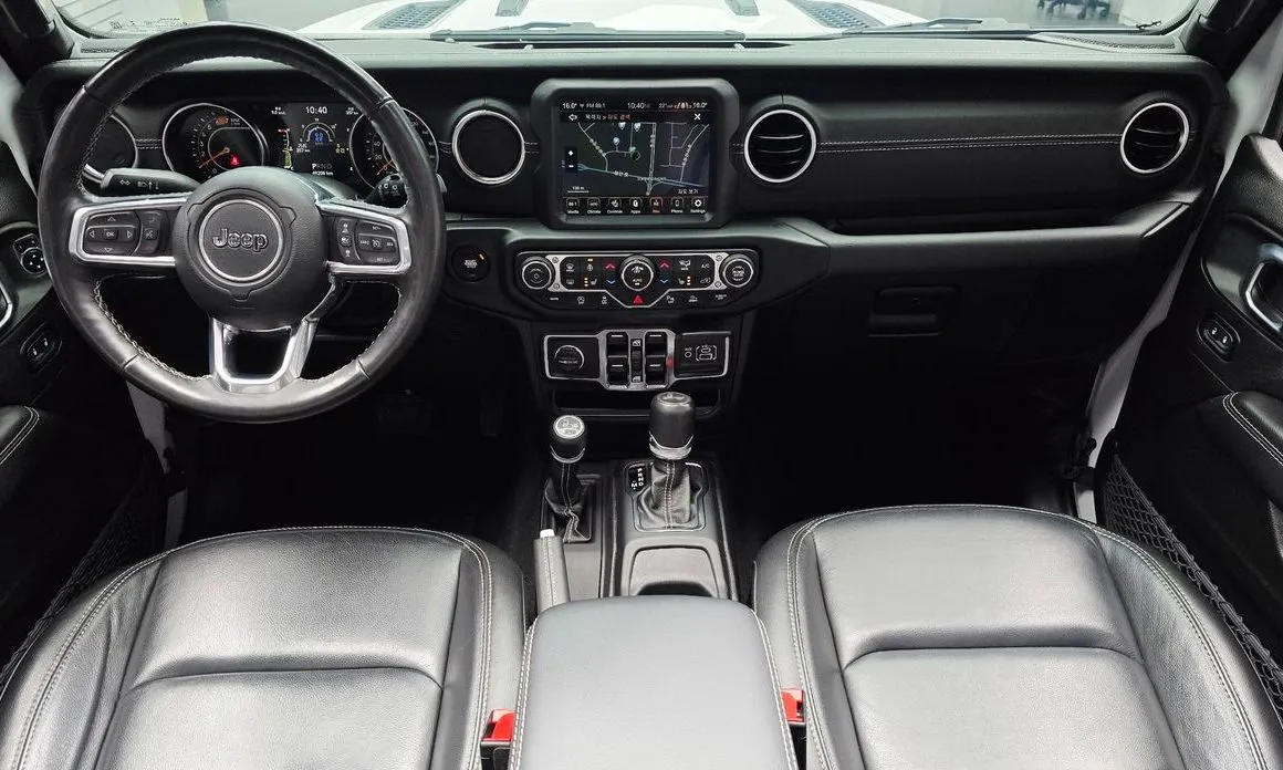 Jeep Wrangler 2023 из KR, фото 9