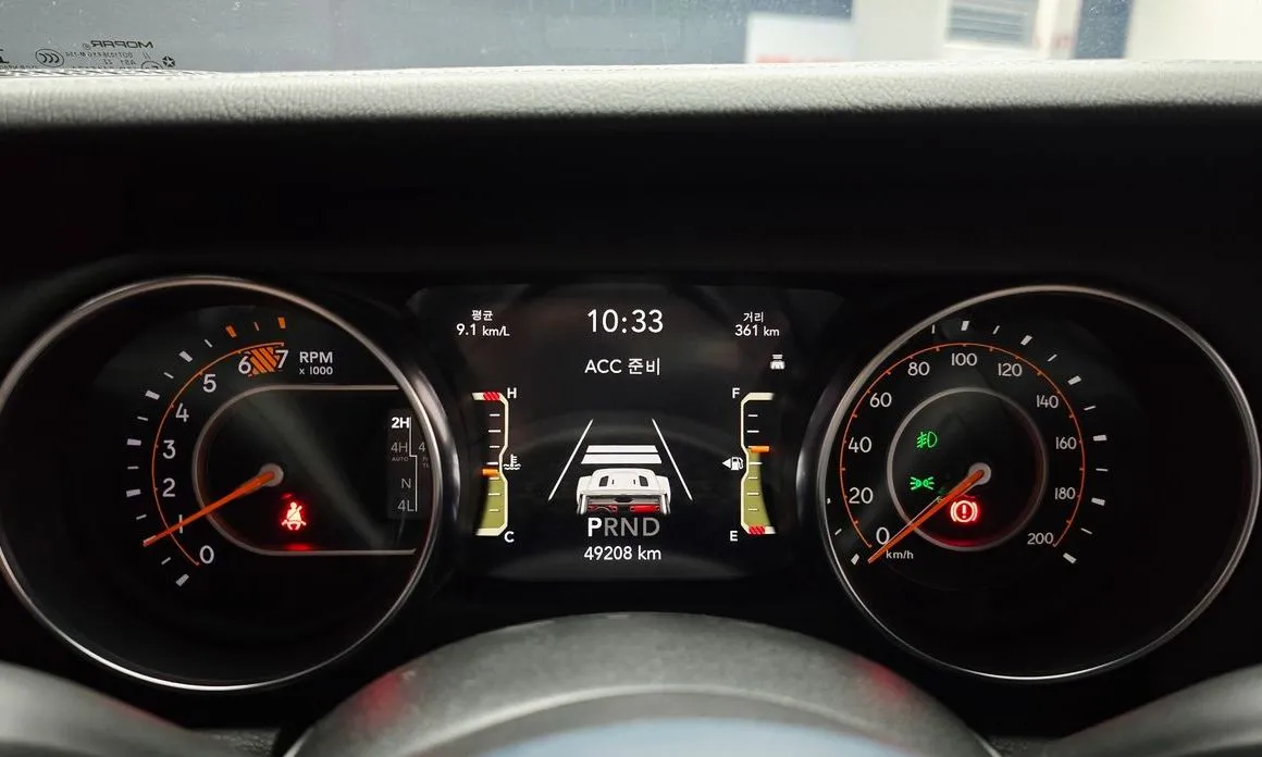 Jeep Wrangler 2023 из KR, фото 6
