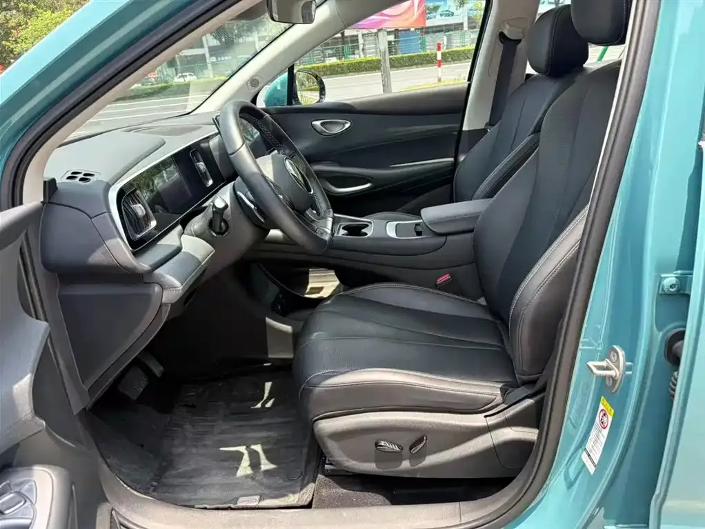 BYD Hiace 05 EV — фото 3