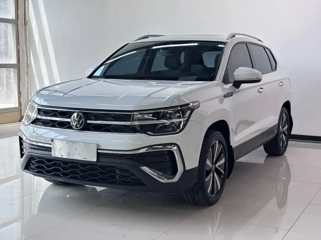 Volkswagen Tharu — фото 1