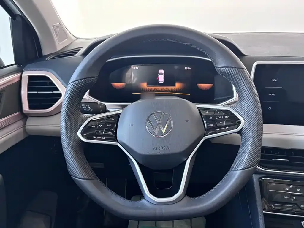 Volkswagen Tharu — фото 10