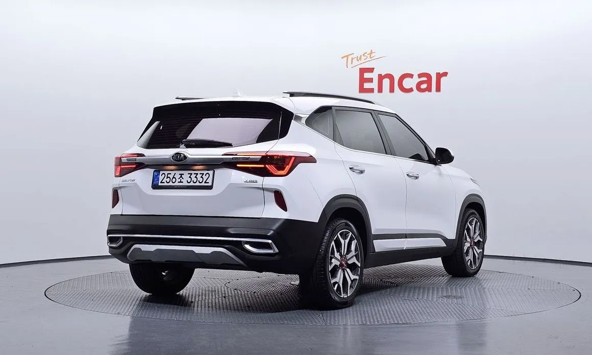 Kia Seltos — фото 2