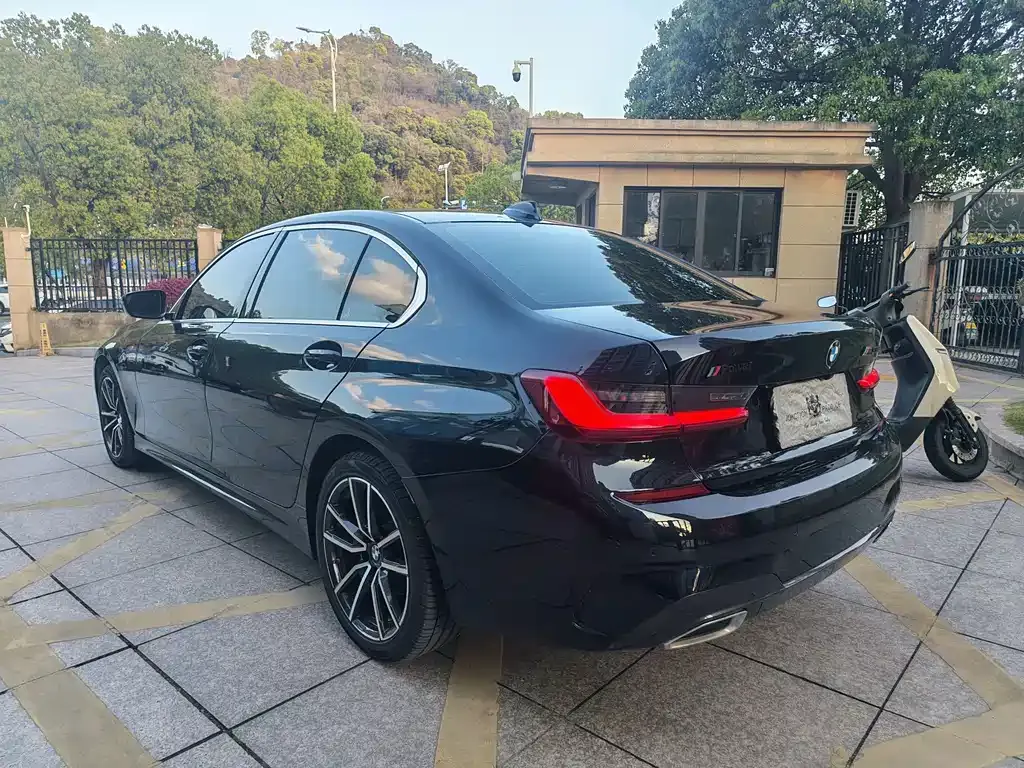 BMW 3 Series — фото 10