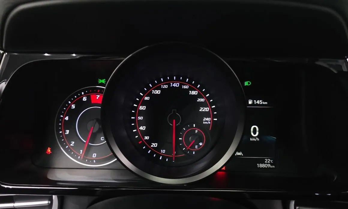 Hyundai AVANTE 2022 из KR, фото 5