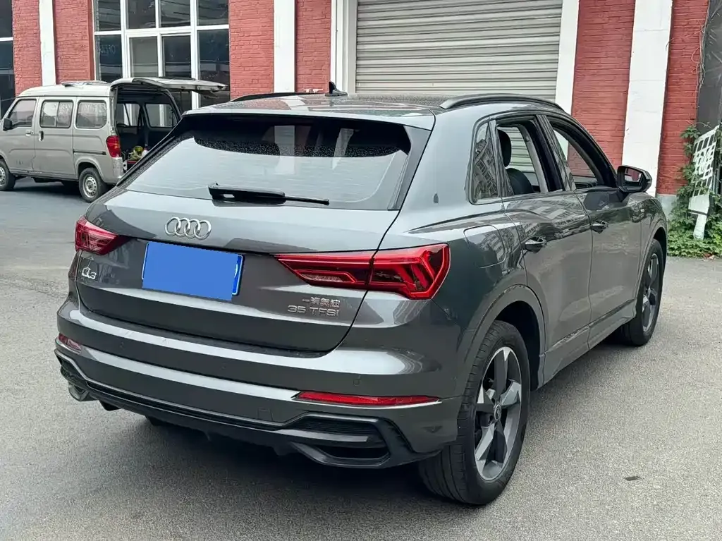 Audi Q3 — фото 6