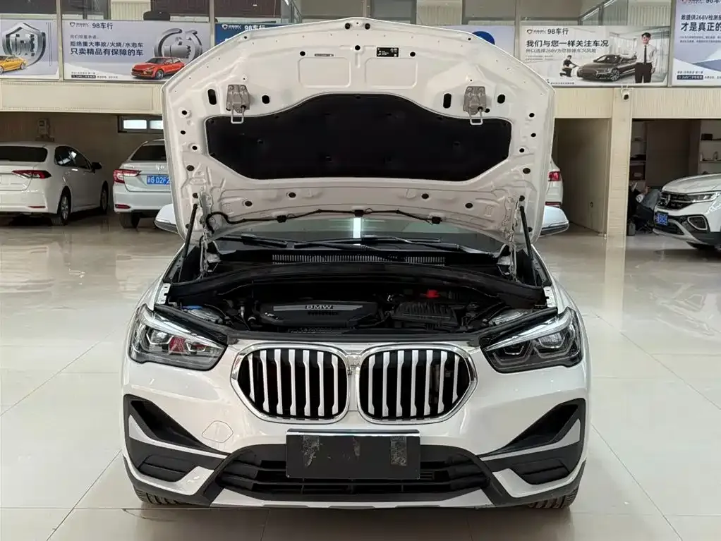 BMW X1 — фото 3